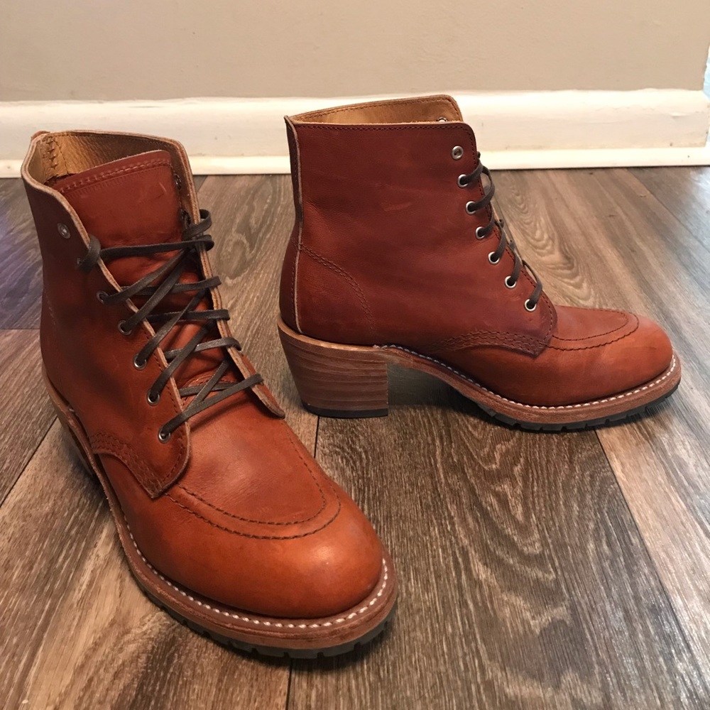 Red Wing Boots - NEW CONDITION ✨